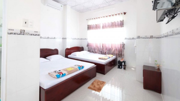 Nhà Nghĩ Yến Linh ở Hòn Sơn