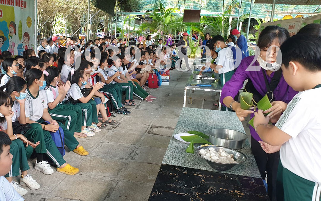 Tour tham quan Happy Farm 1 Ngày - Hình 4