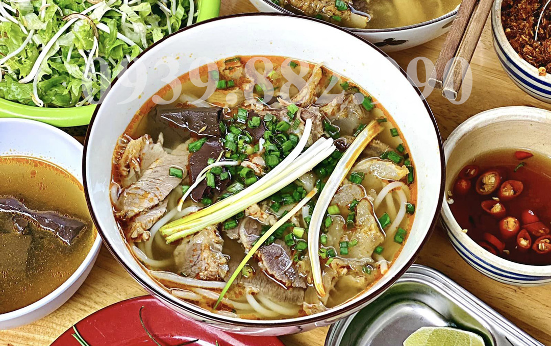 Bún Bò Huế Phiên Bản Nha Trang - hình 3