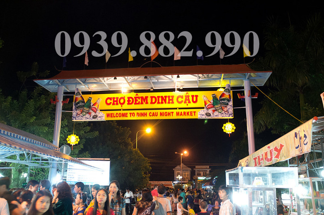 Chợ Đêm Dinh Cậu Phú Quốc - Hình 1