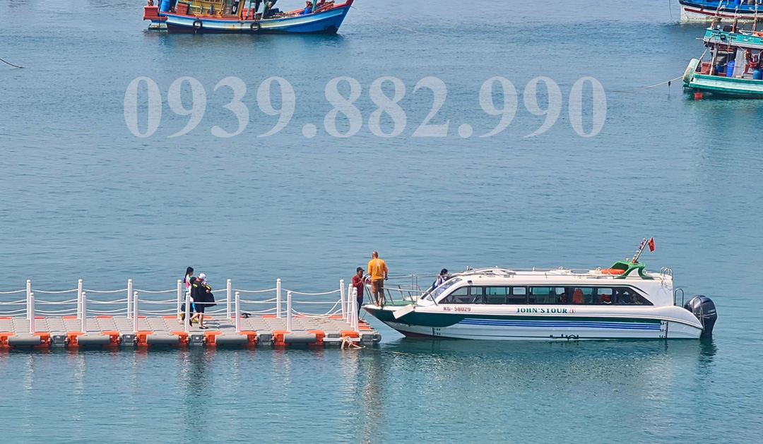 Khám Phá Phú Quốc Bằng Water Bus - Hình 1