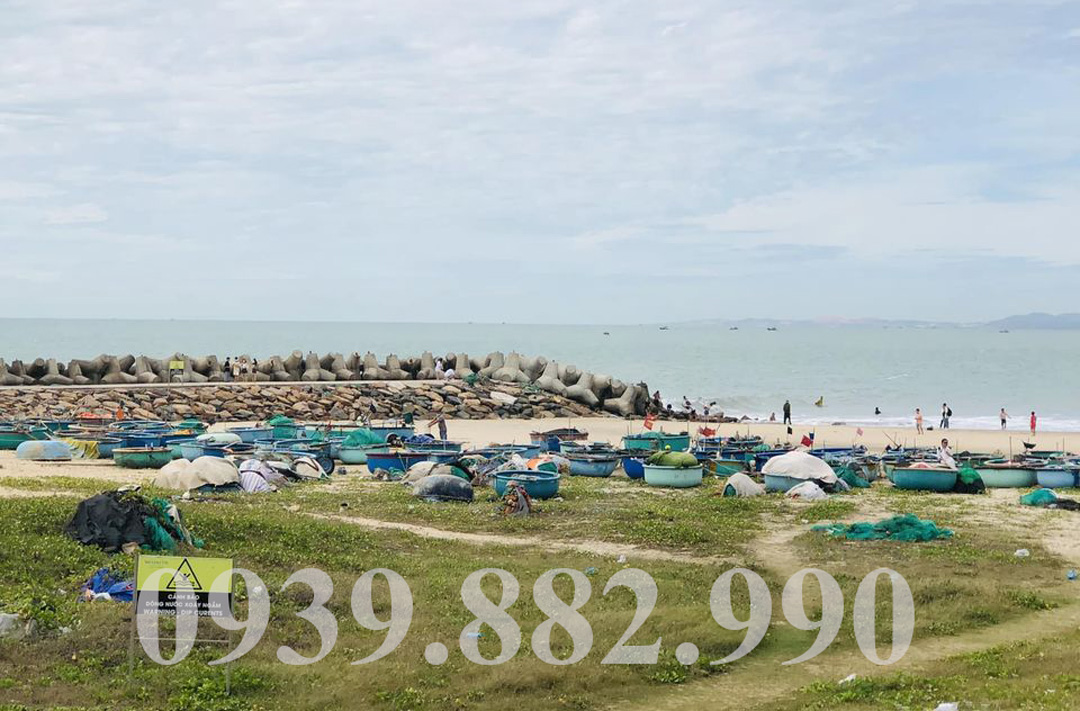 Bãi Đá Ông Địa Phan Thiết - Hình 1