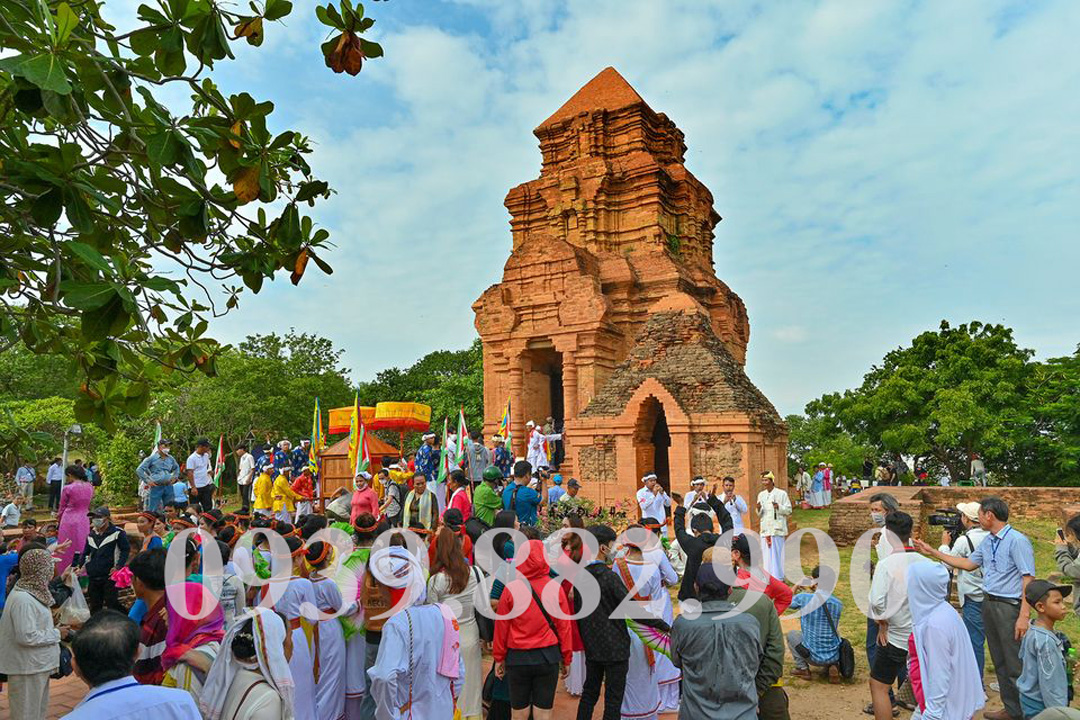 Tháp Po Sah Inư Phan Thiết - Hình 2