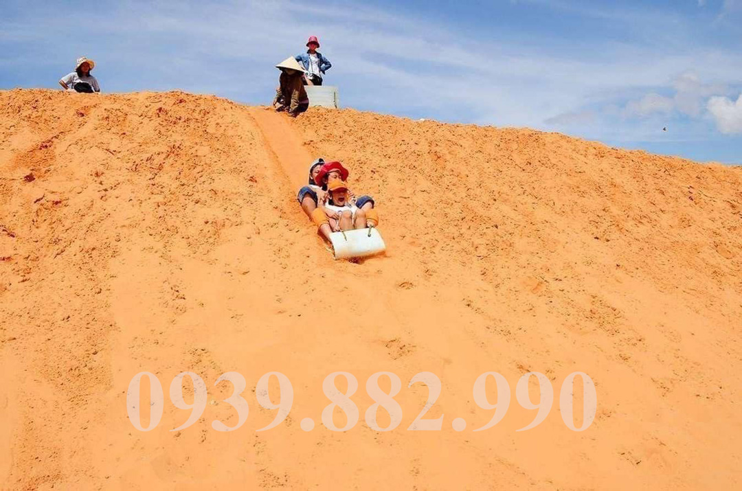 Đồi Cát Bay Mũi Né Phan Thiết - Hình 2