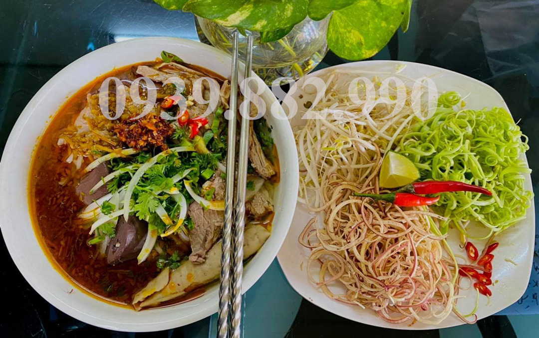 Bún Bò Huế Sài Gòn - Hình 2